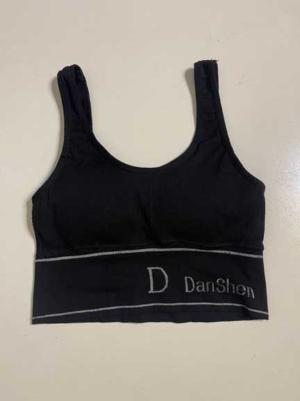 نیمتنه ورزشی زنانه