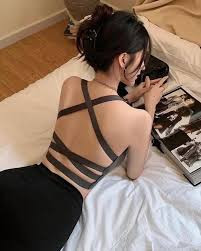 نیمتنه ورزشی نیکا اسپورت زنانه کبریتی ضربدری